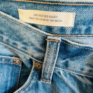 90’s baggy jeans light wash size 6 universal threads